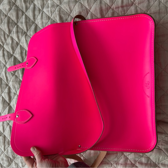 The Cambridge satchel company electric pink messenger bag purse - Picture 10 of 13
